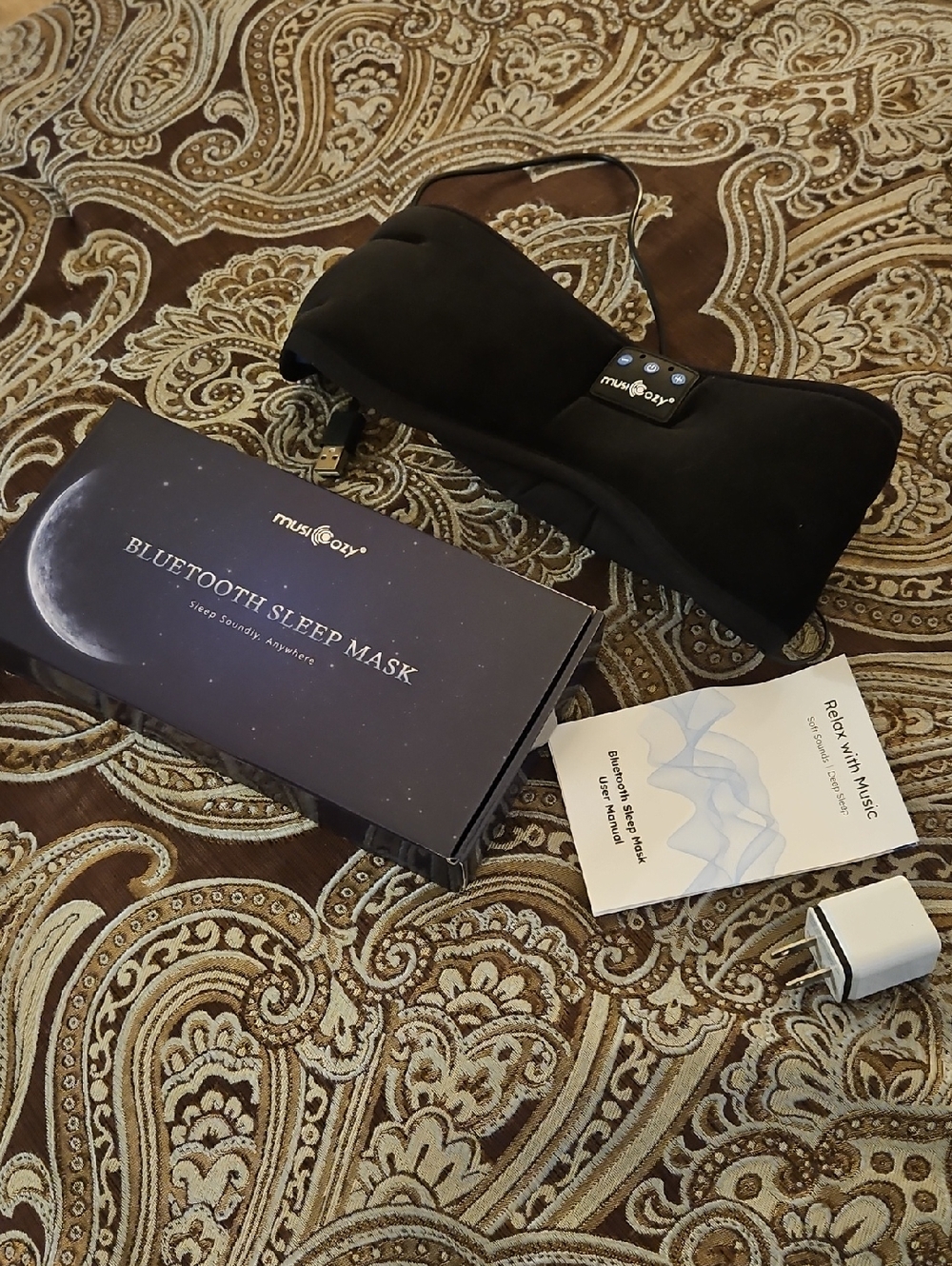 MusiCOSY Bluetooth Sleep Mask with Built-in Controls And SPEAKERS. STEREO